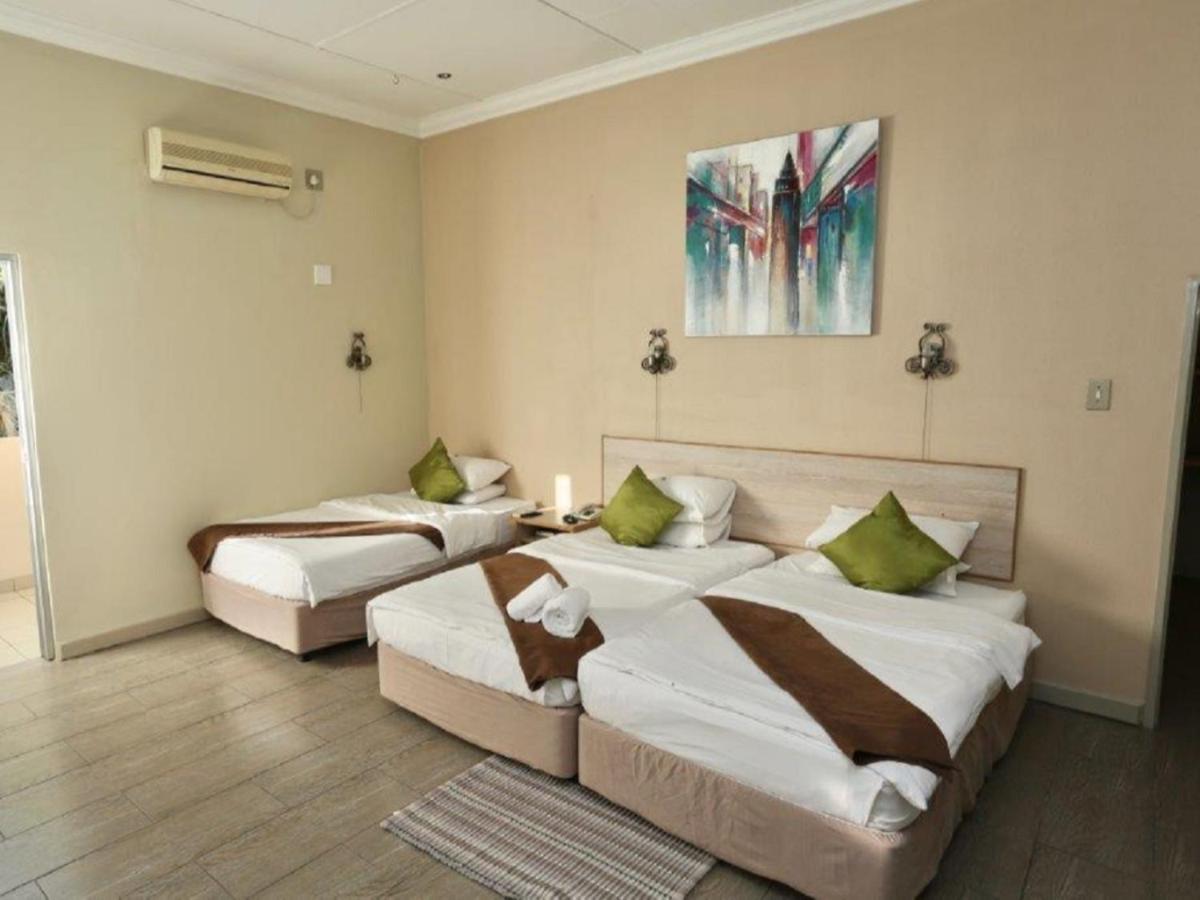 Minen Hotel Tsumeb Zewnętrze zdjęcie