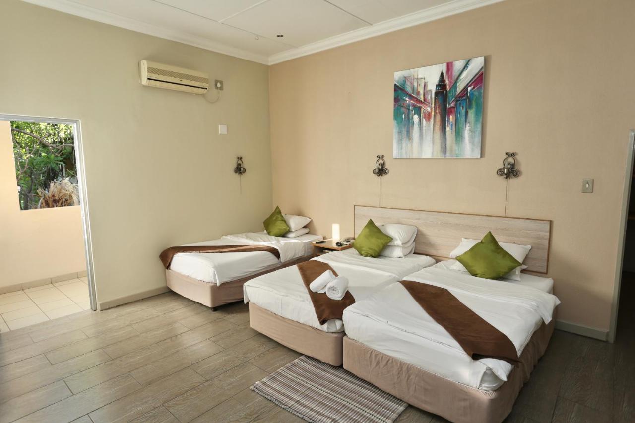 Minen Hotel Tsumeb Zewnętrze zdjęcie