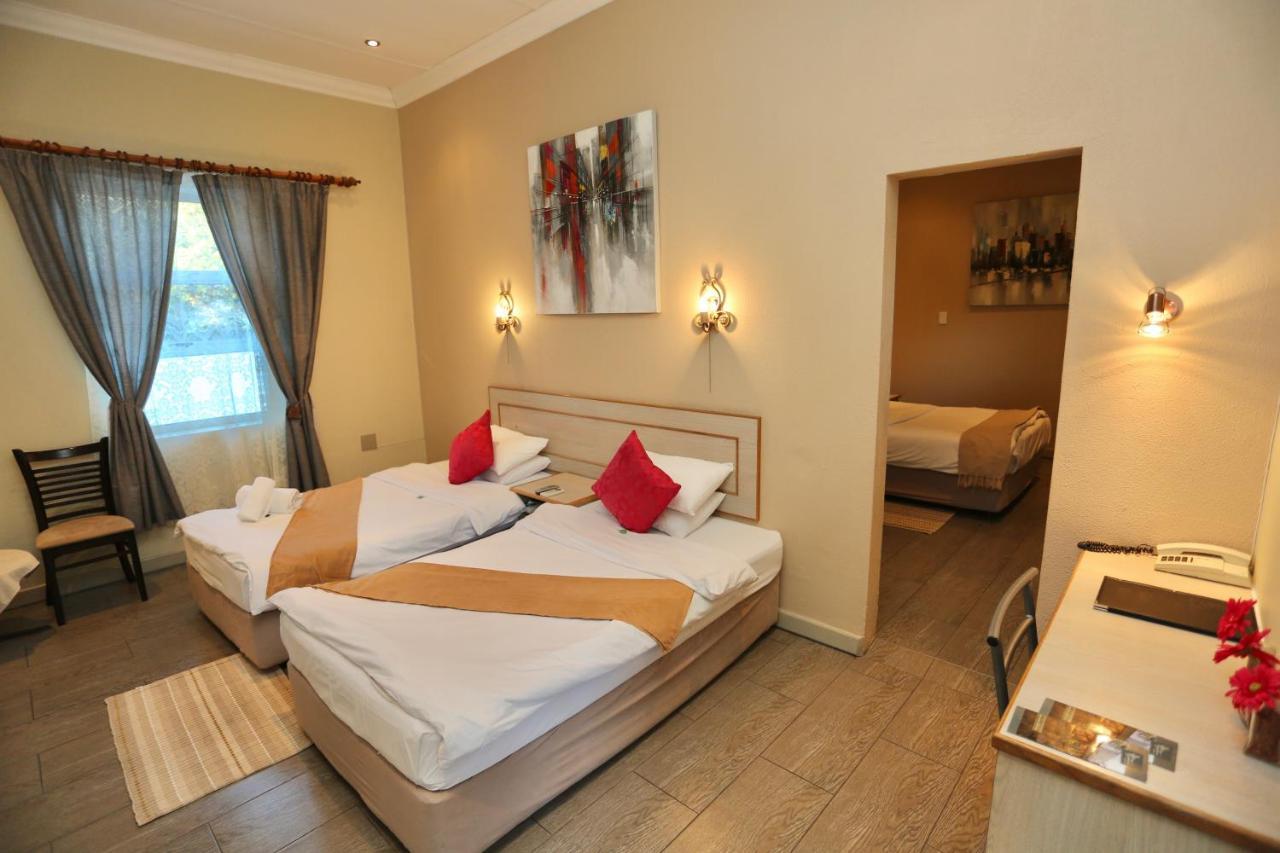 Minen Hotel Tsumeb Zewnętrze zdjęcie